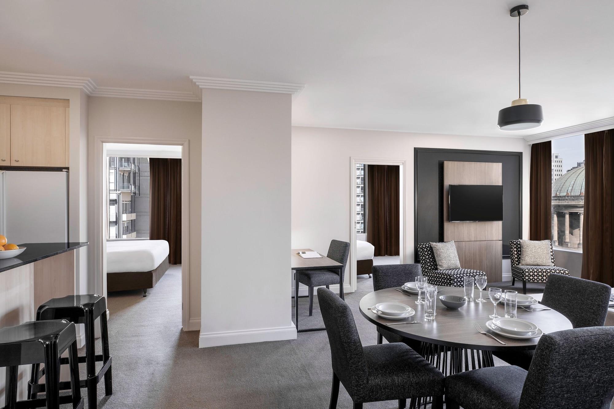 Mantra On Little Bourke Melbourne Aparthotel Bagian luar foto